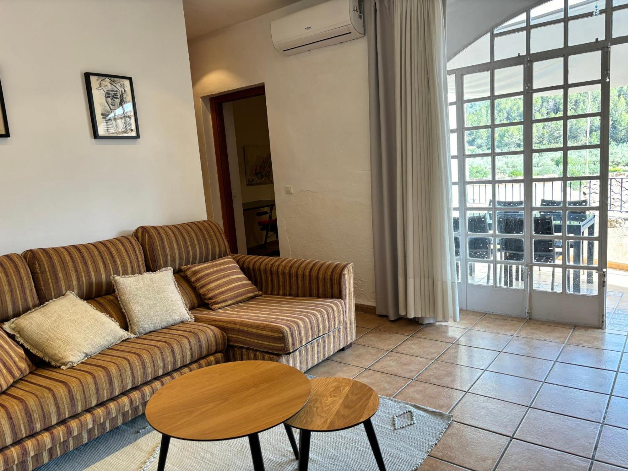 Piso En Vall De Almonacid Con Vistas, Aire Acondicionado, Wifi Y Smart Tv Luaran gambar